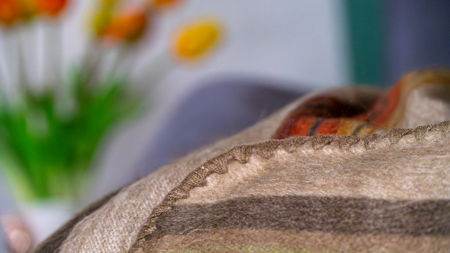 Zachte deken bruin-oranje 'Foresta' met alpaca wol