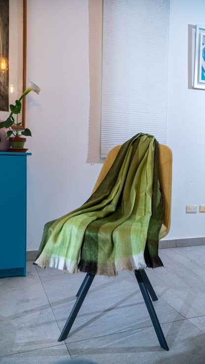 Zachte omslagdoek Groen Warm, zacht en stijlvol